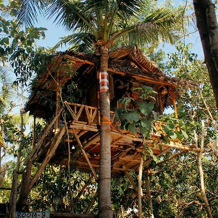 Hotel Nyuh Bengkok Tree House à Batununggul Extérieur photo